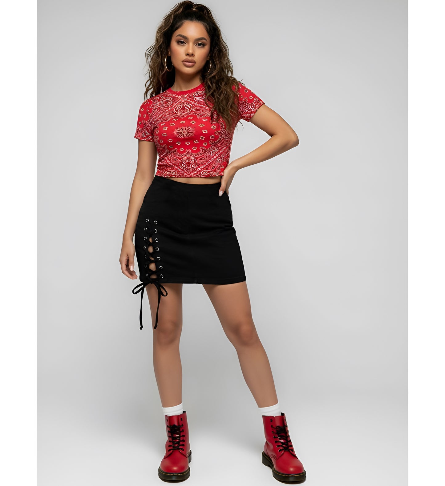 AKIRA Short Sleeve Crop Top
