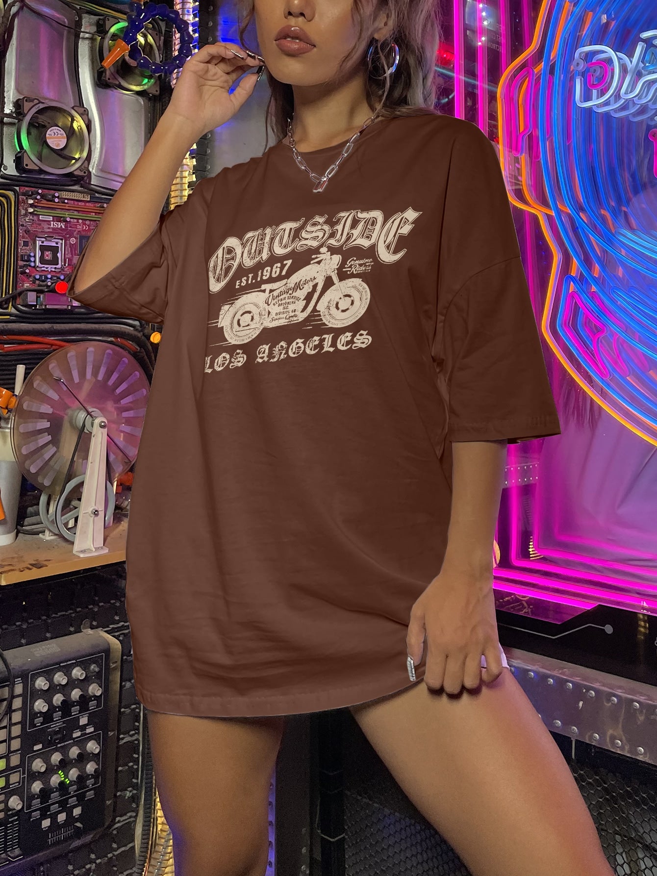 OUTSIDE LA Graphic Tee